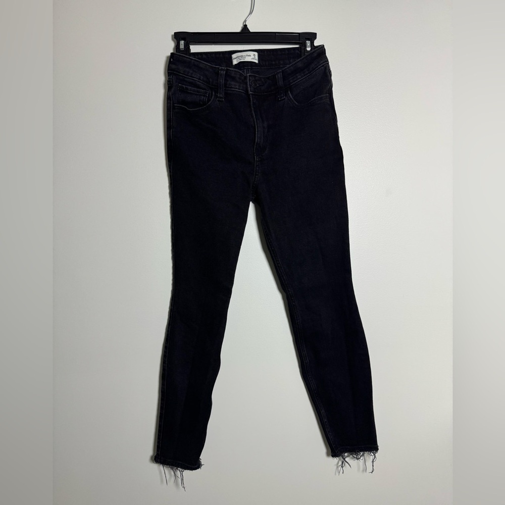 Abercrombie High Rise Skinny Jeans Black Raw Hem Size 26